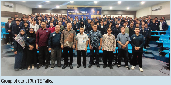 Group photo at 7th TE Talks.