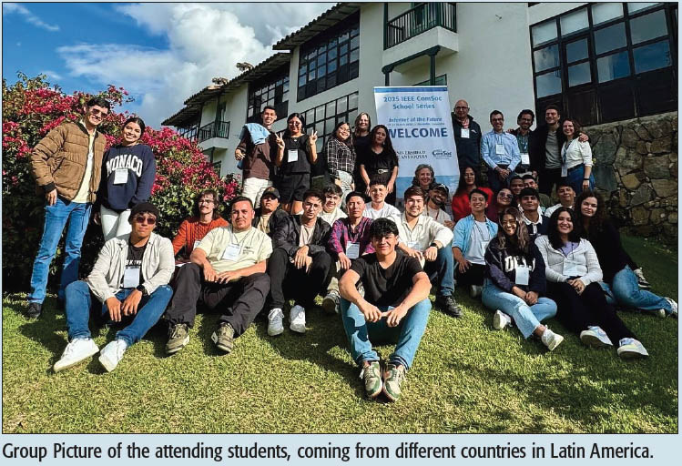Group Picture of the attending students, coming from different countries in Latin America.